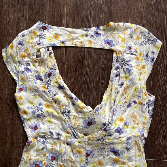Free People It Takes Two floral wrap dress in cream S - Picture 8 of 9